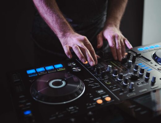 DJ PER CASAMENT - DJ PER CELEBRACIONS - DJ PER BODES